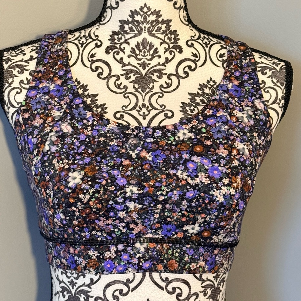 🌸 Lululemon Free to Be Elevated Bra | Flower Burst Multi | Size 10 DD/DDD